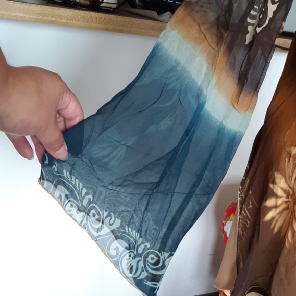 Worn only once. Like new beautiful tunic top - Picture 6 of 8